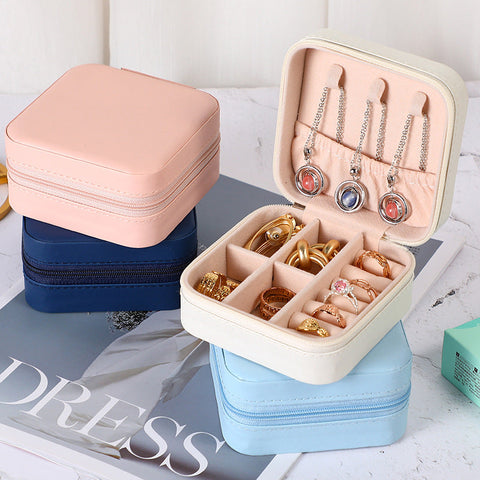 Bridesmaid Gifts Jewelry Box, Personalized Custom Proposal Small Portable Travel Case, Mini Jewellery Organizer Storage Earrings Rings Necklaces for Women Girls - Pack of 5